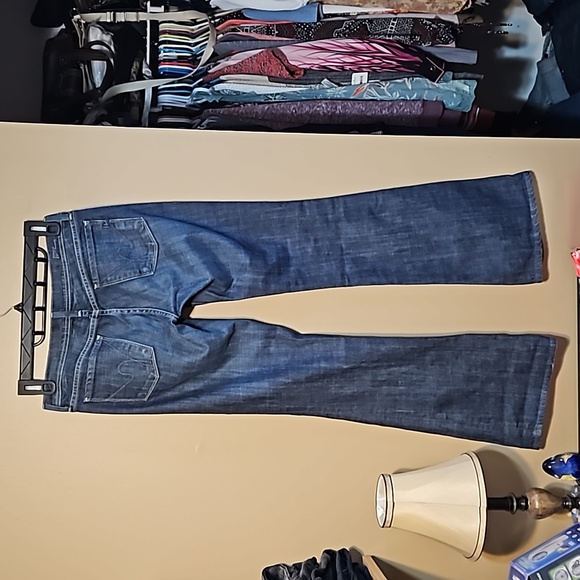 Citizens Of Humanity Low-Rise Flare Denim Jeans - Picture 6 of 12